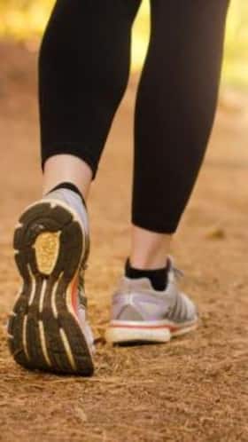 10 Surprising Benefits of Walking After Dinner As Per Ayurveda