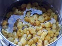 रोज सुबह खाली पेट खाएं भीगी हुई किशमिश, सेहत को मिलेंगे ये 5 जबरदस्त फायदे