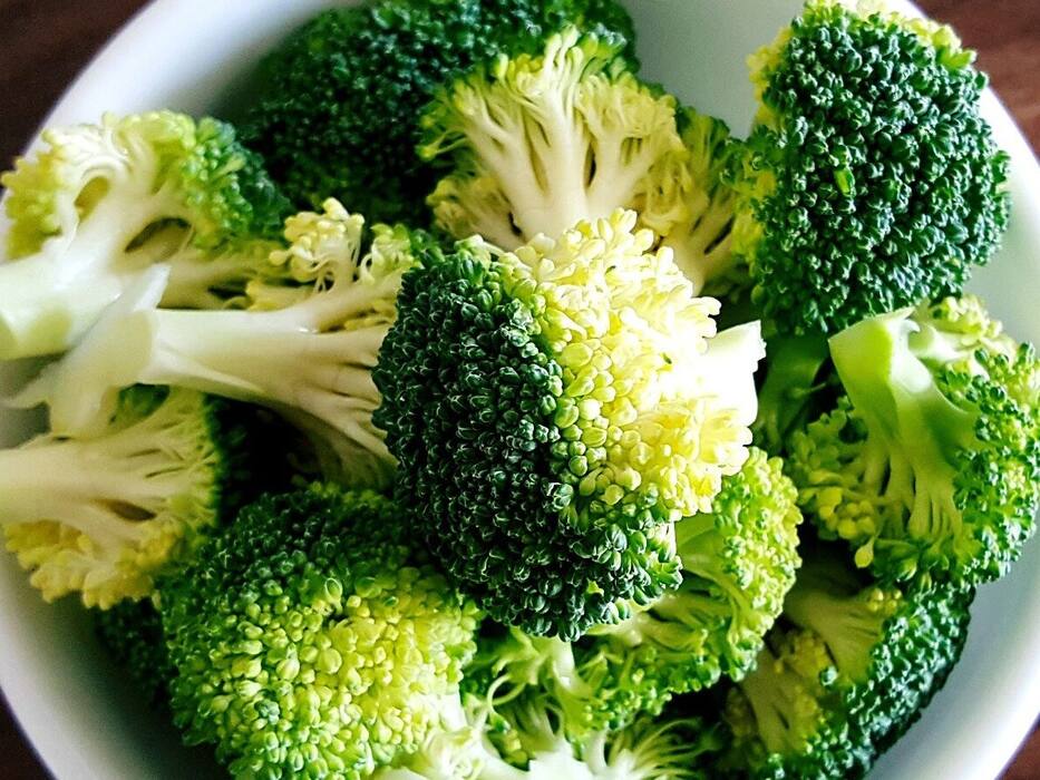 7 Best Foods That Improve Eye Sight Health