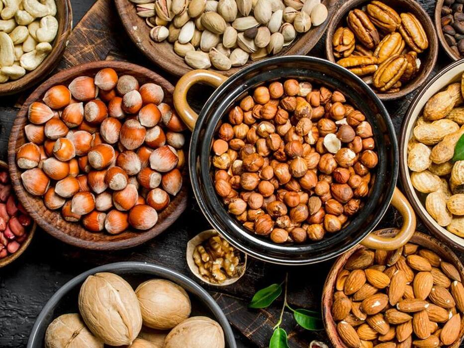 7 Best Foods That Improve Eye Sight Health