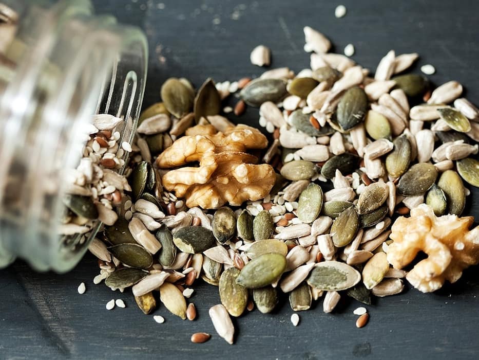 7 Best Foods That Improve Eye Sight Health