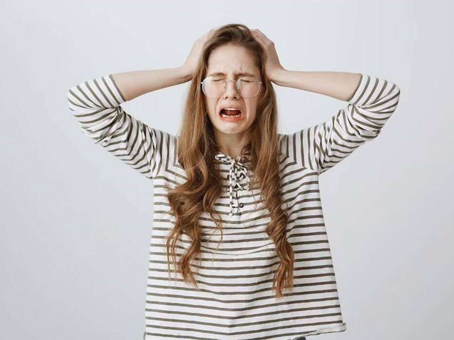 6 Common Signs That Your Body Needs More Nutrition