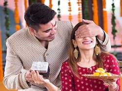 इस रक्षाबंधन अपनी बहन को दें ये 5 खास हेल्थ गिफ्ट्स, हमेशा रहेगी फिट और हेल्दी