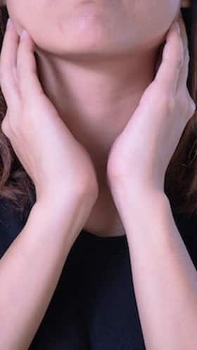 Throat Infection: 8 Food To Fight with Tonsillitis