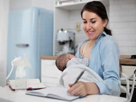 Returning To Work After Maternity Leave? Breastfeeding Tips For Working Moms Returning To Work After Maternity Leave? Breastfeeding Tips For Working Moms