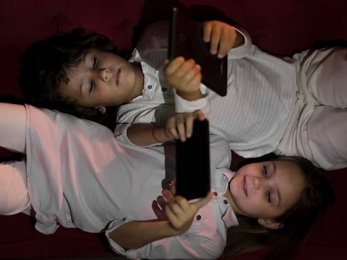 Adolescent Spine Pain: The Impact Of Excessive Screen Time - Vimarsana News