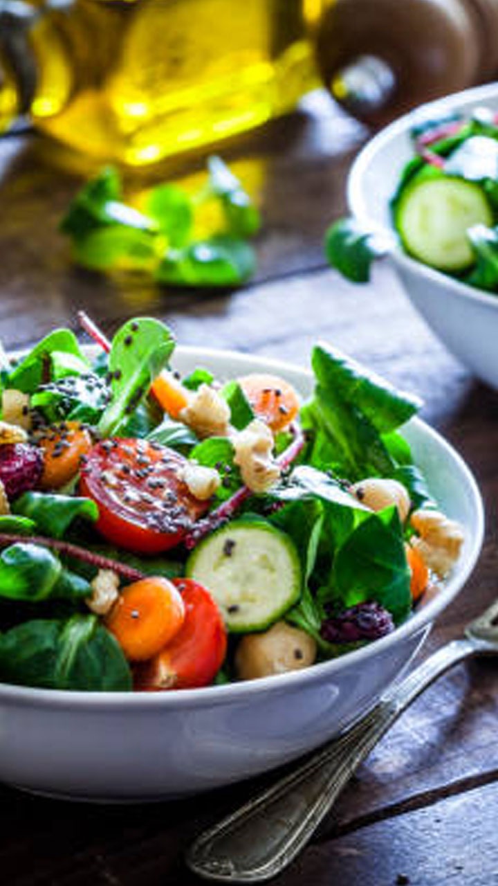 рд░рд╛рдд рдХреЛ рднреВрд▓рдХрд░ рднреА рди рдЦрд╛рдПрдВ рдпреЗ 8 рд╕рдмреНрдЬрд┐рдпрд╛рдВ, рдиреАрдВрдж рд╣реЛ рдЬрд╛рдПрдЧреА рдмрд░реНрдмрд╛рдж