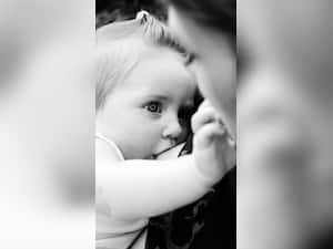 World Breastfeeding Week: How To Care For Your Breasts When The Baby Dies?
