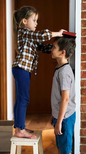 Parenting tips: रक्षाबंधन पर अपने बच्चों को बताएं जीवन में भाई-बहन का महत्व