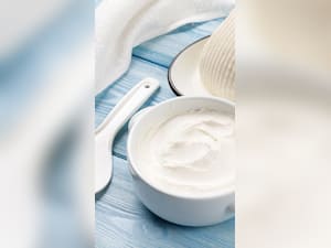 10 Foods You Should Never Eat With Curd