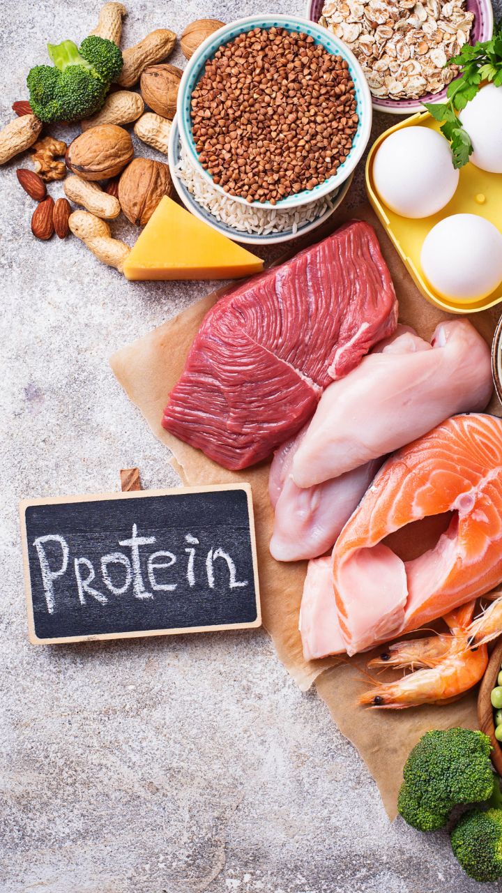 10 Superfoods With More Protein Than An Egg