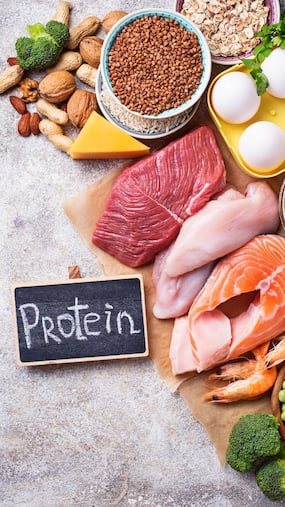10 Superfoods With More Protein Than An Egg