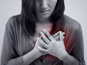 6 Symptoms of a Heart Attack That Occurs Only In Women
