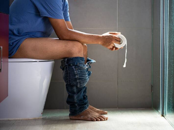 Dark Coloured Urine and 5 Other Toilet Symptoms That Could Be Signs of