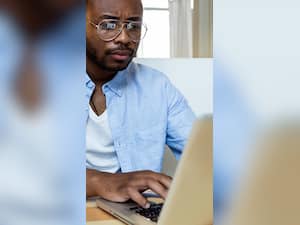 10 Tips To Keep Your Eye Healthy While Working On Computer