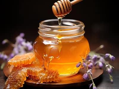 Honey And Its Many Hidden Health Benefits Other Than Weight loss