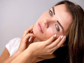 9 Home Remedies To Remove Skin Tags Naturally
