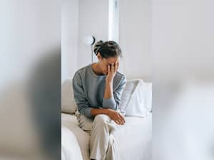 बार-बार सिर में दर्द होने का क्या कारण है