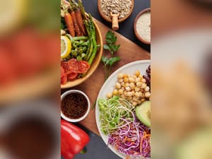 आंखों की रोशनी बढ़ाते हैं ये 10 फूड प्रोडक्ट्स