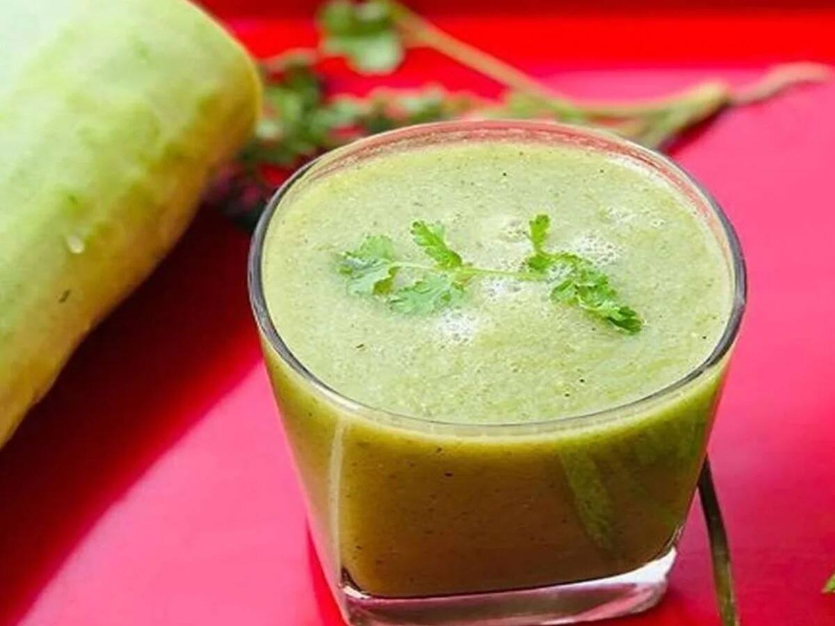 Lauki Juice Ke Nuksan कहीं आप भी तो नहीं पीते रोज ये हरा जूस? तो आज
