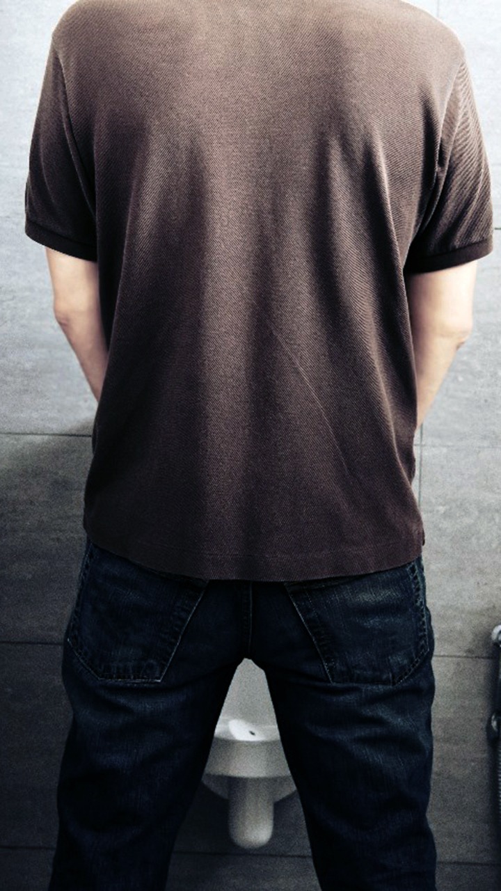 बार-बार पेशाब आना इन बीमारियों का हो सकता है संकेत