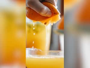 Detox Drink: Best Concoctions To Flush Out Toxins And Burn Fat!