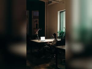 How To Ace Night-Shifts Without Hampering Your Health?