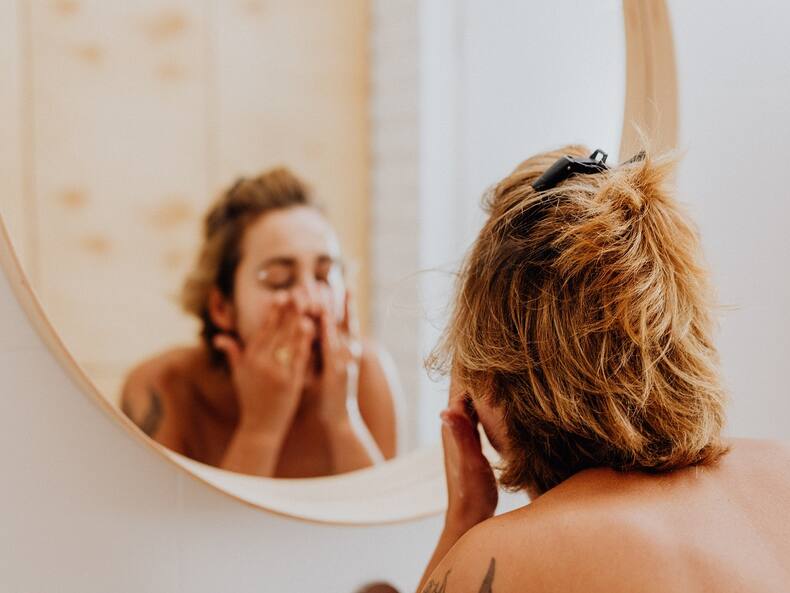 Skin Care: How Can Working Women Take Care Of Their Skin Amidst Busy Schedule?