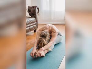 9 Seated Stretches To Relieve Pain