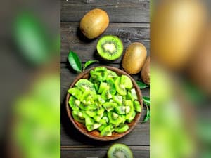 10 Benefits of Kiwi You Should Know