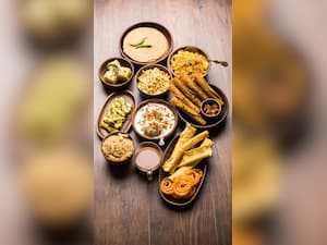 अहमदाबाद में मैच देखने का है प्लान, तो जरूर ट्राई करें ये 10 शानदार गुजराती फूड्स