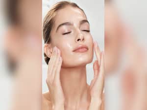 9 Supplements To Achieve Radiance And Glow