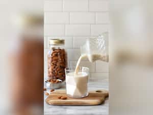 Almond Milk: A Heathy Choice with Many Benefits