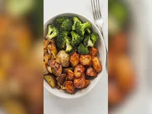 8 Foods To Include For Fighting Air Pollution