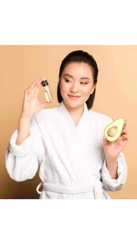 7 Benefits for Avocado Oil for Flawless Skin