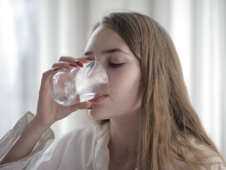 5 Mistakes That Can Cause Weight Gain After Dinner According To Ayurveda