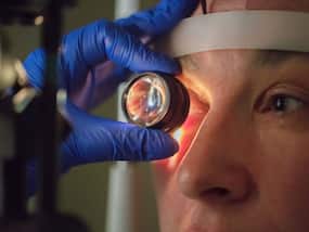 Glaucoma Symptoms Can Slowly Damage Your Eyes: 5 Ways To Treat This Silent Vision Thief