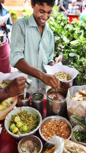 Healthy Street foods that won’t cause digestive issues