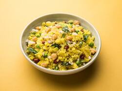 सुबह सिंपल चावल की जगह खाएं ये स्पेशल हेल्दी पोहा, सेहत को मिलेंगे ये 4 जबरदस्त फायदे