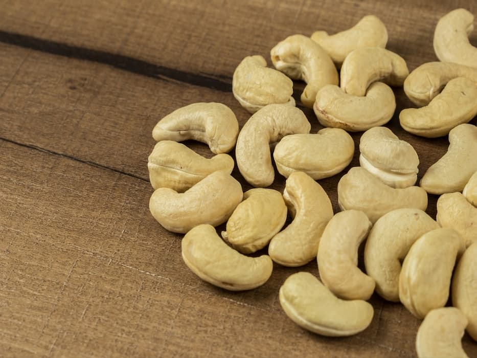 What Is The Right Way To Incorporate Dry Fruits Into Your Diet?