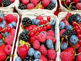 How These 9 Fruits Can Support Joint Health In Arthritis?