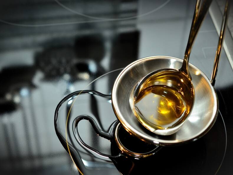 Unlocking The Nutritional Secrets Of 6 Edible Oils