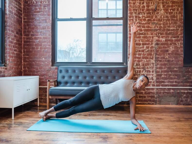 No More Love Handles: 5 Exercises To Trim Your Waistline