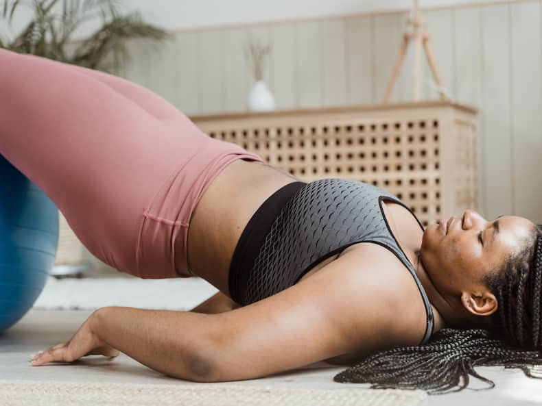 No More Love Handles: 5 Exercises To Trim Your Waistline