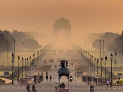 Toxic Smog Engulfs Delhi, Air Quality Remains 'Very Poor': Check Delhi-NCR AQI Level Here
