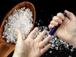 Dangerous Side Effects of Salt: How Adding Extra Salt to Food Can Raise Your Diabetes Risk