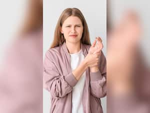 Diabetes Symptoms in Women: 10 Early Signs To Watch For