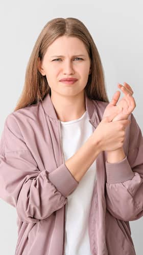 Diabetes Symptoms in Women: 10 Early Signs To Watch For