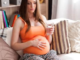Could Persistent Nausea And Vomiting Signal Gestational Diabetes? Here's What A Doctor Says Could Persistent Nausea And Vomiting Signal Gestational Diabetes? Here's What A Doctor Says