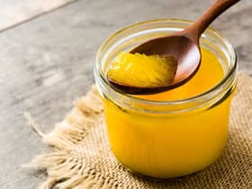 Ghee Turmeric On Empty Stomach: 5 Ayurvedic Benefits of Consuming Ghee And Turmeric In Winter Ghee Turmeric On Empty Stomach: 5 Ayurvedic Benefits of Consuming Ghee And Turmeric In Winter